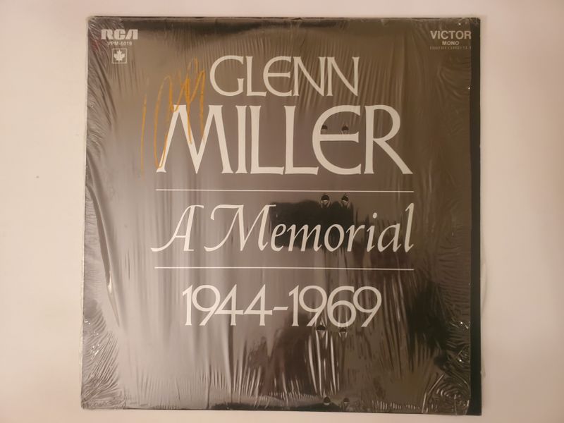 Glenn Miller A Memorial 1944-1969 vinyl record